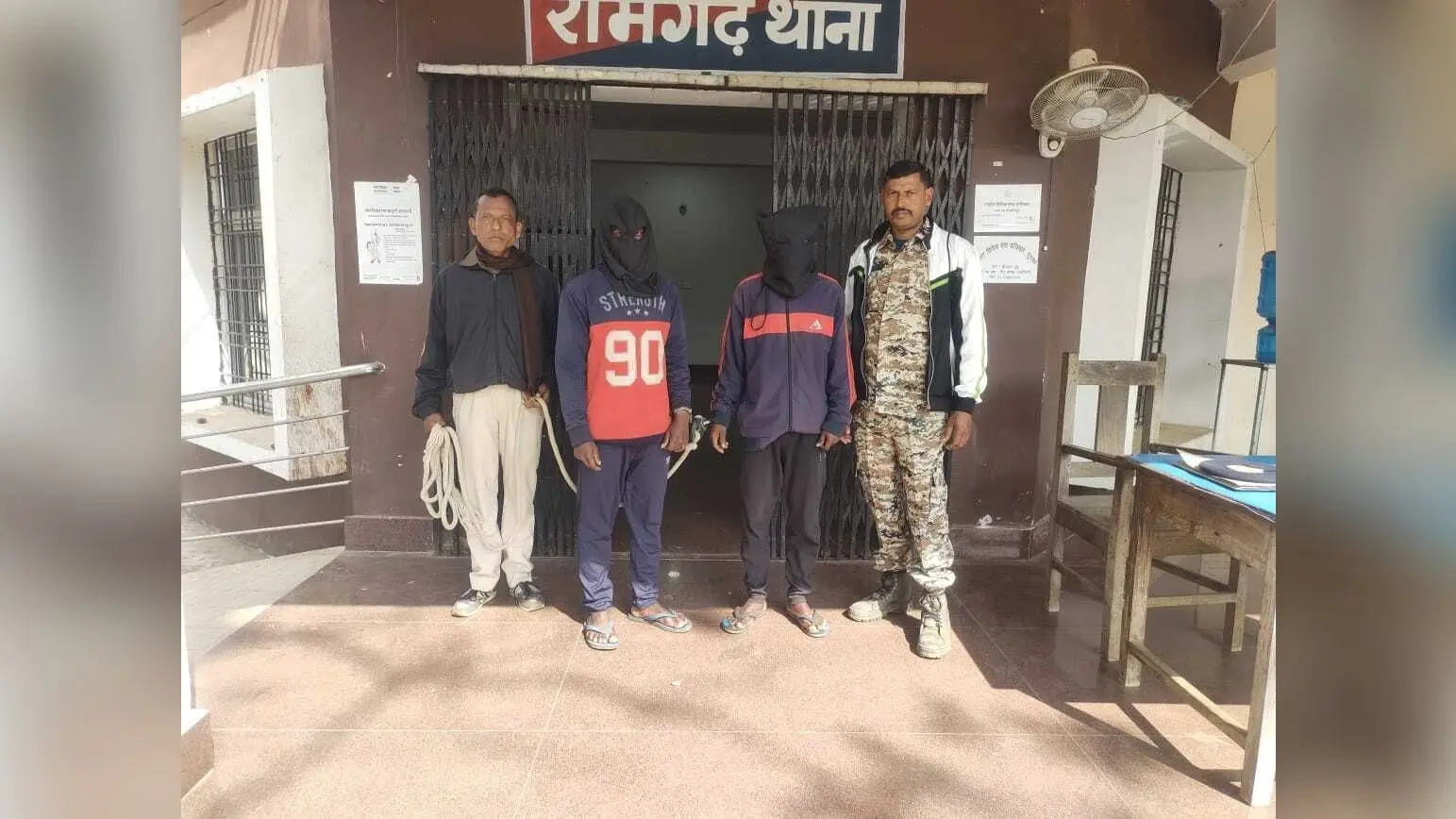 रामगढ़ के जामबारी जंगल में नाबालिग छात्रा से गैंगरेप, दो आरोपी गिरफ्तार