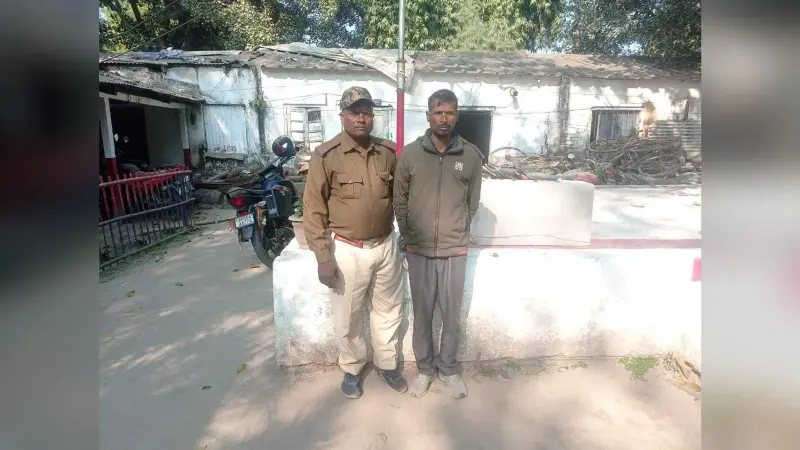 29,700 नशीली दवाइयों के साथ तस्कर गिरफ्तार