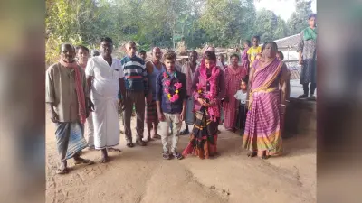 East Singhbhum news : चाची संग फरार हुआ भतीजा, ग्रामीणों ने कराया विवाह