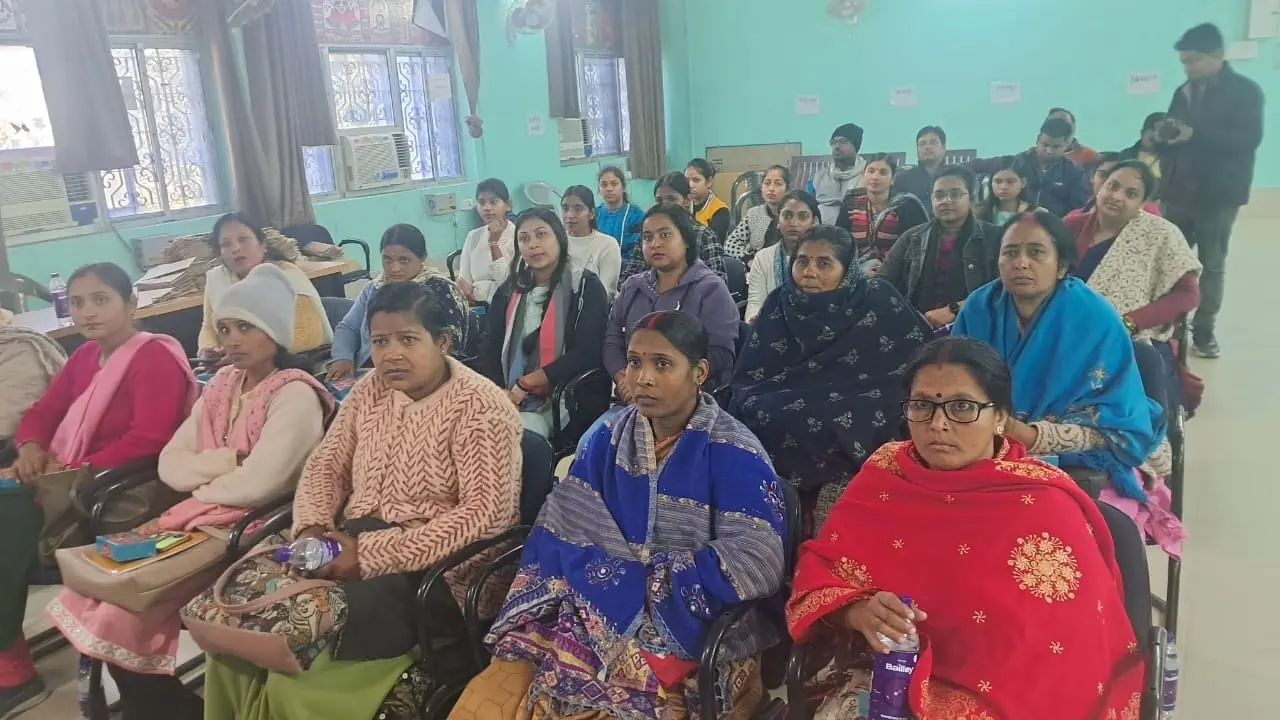 जीविका दीदियों द्वारा निर्मित कलाकृतियों को प्रोत्साहन देने पर विमर्श