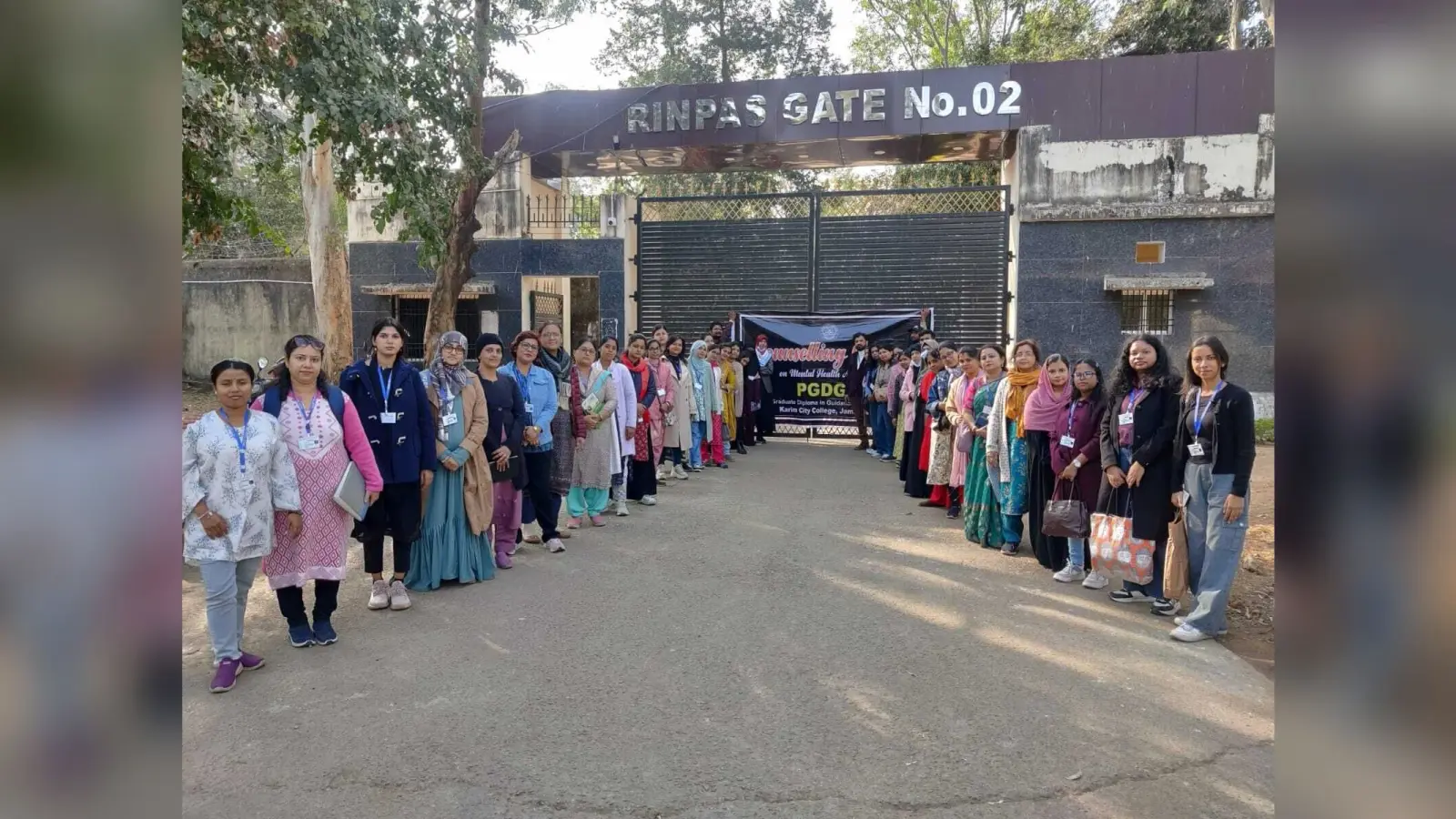 Jamshedpur news. करीम सिटी कॉलेज के विद्यार्थियों ने किया रिन्पास का भ्रमण