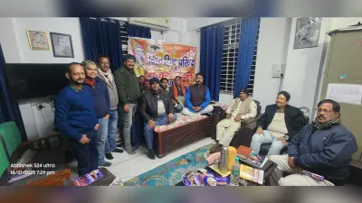Deoghar News : मठ-मंदिरों में नियमित रूप से हनुमान चालीसा का पाठ करने पर जोर