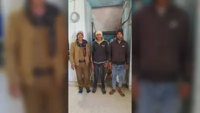 Gaya News : 10 बाइक समेत 1500 लीटर शराब जब्त, दो गिरफ्तार