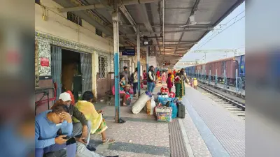 छह घंटे से अधिक रहा रेल ब्लॉक, कई ट्रेनें विलंब से खुली