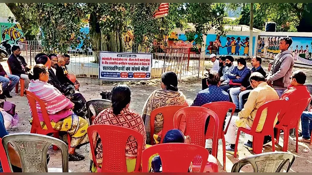 Ranchi News : सिरोमटोली सरना स्थल पर निर्माण से आक्रोश