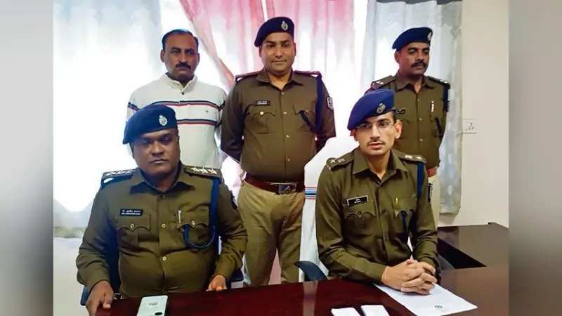 प्राचार्य को गोली मारने के मामले में दो धराये