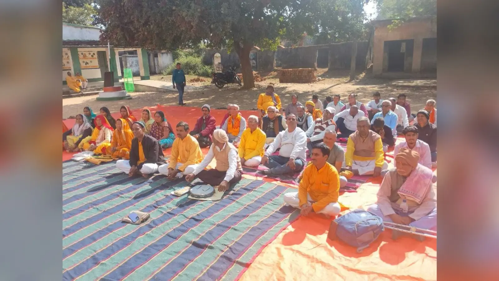 Giridih News :बैठक में 24 कुंडीय यज्ञ सफल बनाने पर चर्चा