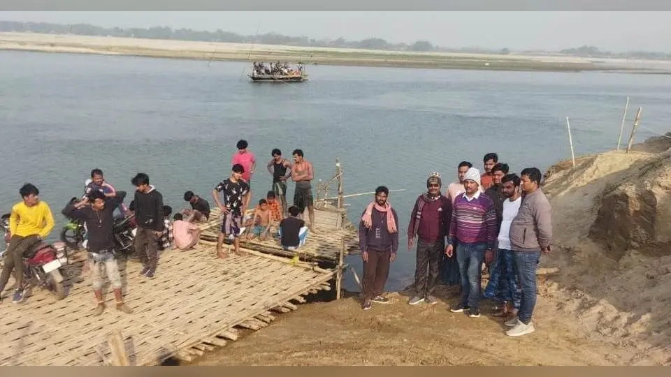 नावों पर क्षमता से अधिक यात्रियों के लोड करने पर होगी कार्रवाई