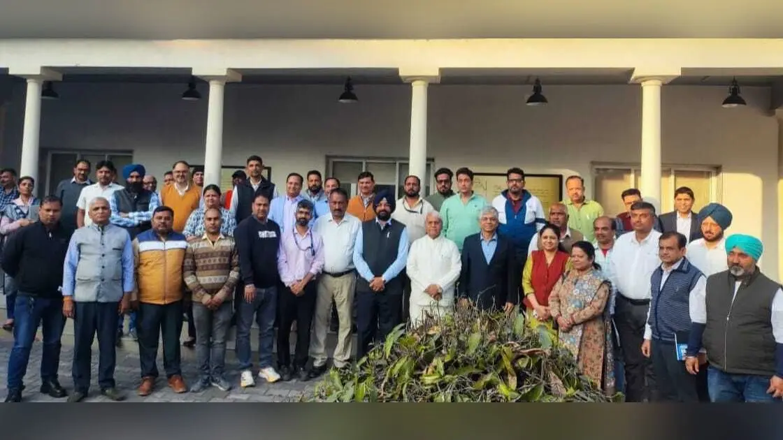 Jamshedpur News : टिनप्लेट यूनियन के नये पदाधिकारियों और कमेटी मेंबरों का मैनेजमेंट के साथ हुआ परिचय