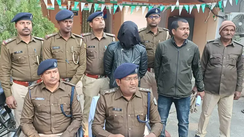 बांका में मोटरसाईकिल चोर गिरोह का मास्टरमाइंड मो. नवाज गिरफ्तार