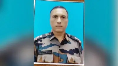 सूबेदार मुनेश्वर सिंह का शव तिरंगे में लिपटा पहुंचा गांव, लोगों ने दी श्रद्धांजलि