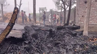 आग से चार घर जले, चार लाख की क्षति