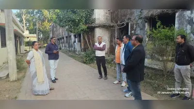 शराब पीकर सोया था कर्मचारी, मरीजों के बेड चादर गायब