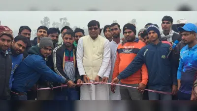 करबला मैदान में टी-20 क्रिकेट टूर्नामेंट का हुआ शुभारंभ, पहले मैच में राजवाड़ा की टीम रही विजयी