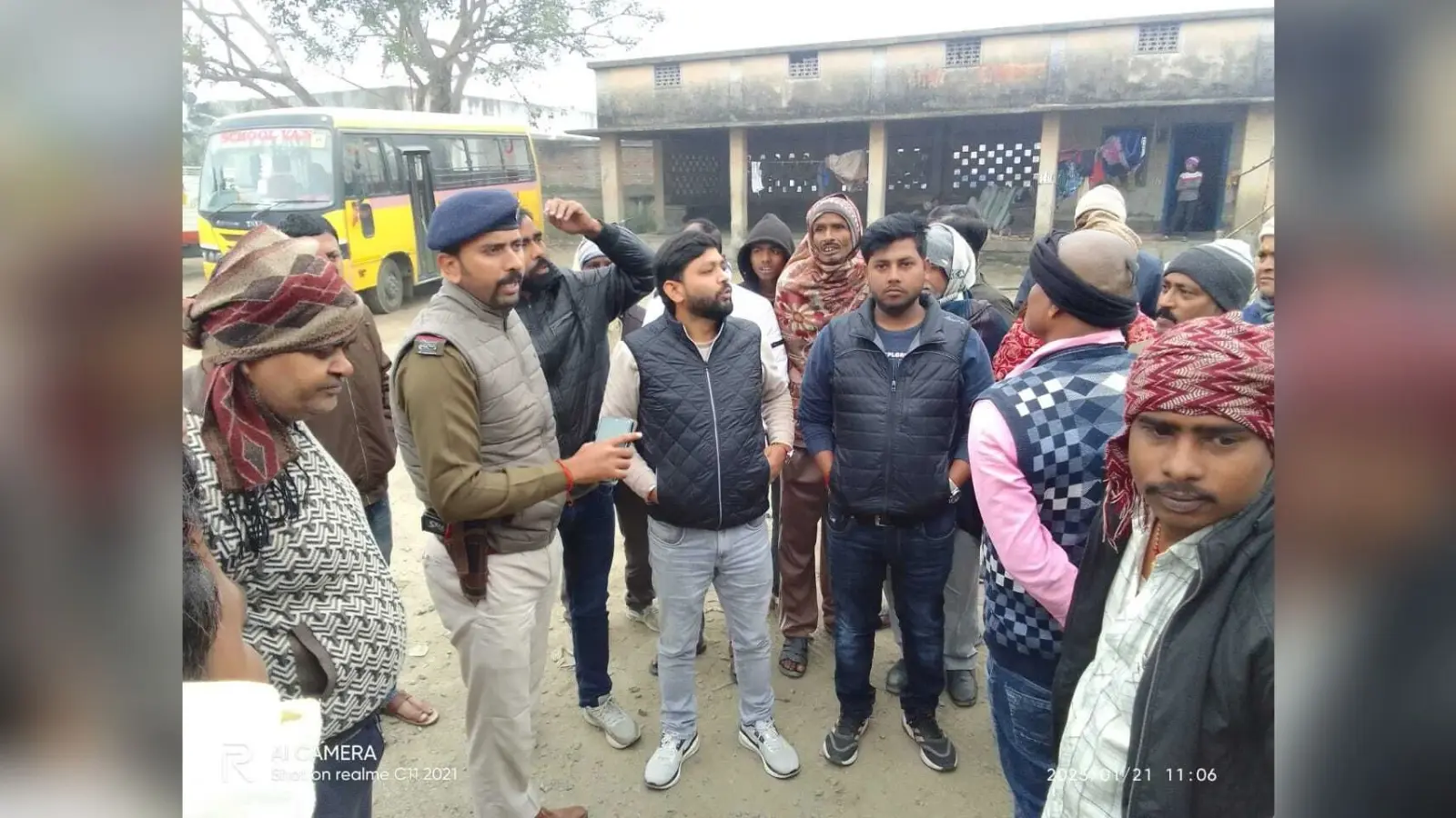 दो दिनों में हटा लें अतिक्रमण