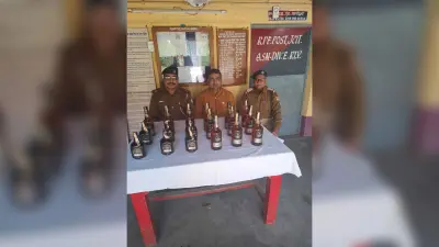 आरपीएफ ने 15,540 रुपये का अवैध शराब किया जब्त