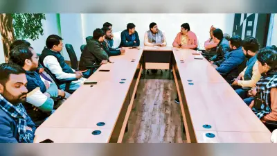 Gopalganj News : एनडीए का कार्यकर्ता सम्मेलन आज, स्वागत के लिए सजा वीएम फील्ड