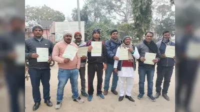 अनुमंडलीय अस्पताल में ग्रामीण चिकित्सक मार्कशीट का किया गया वितरण