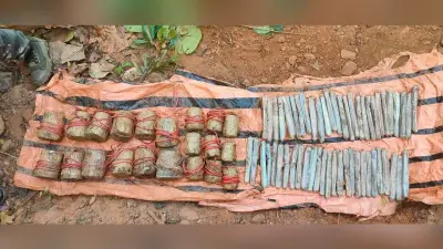 Chaibasa News : सुरक्षा बलों पर हमले की नक्सलियों की बड़ी साजिश नाकाम, 21 आइइडी बरामद