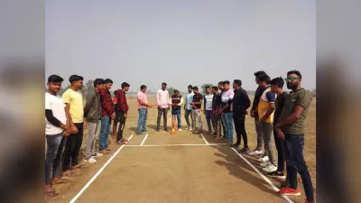 विपिन- इलेवन ने माही इलेवन को तीन रन से हराया