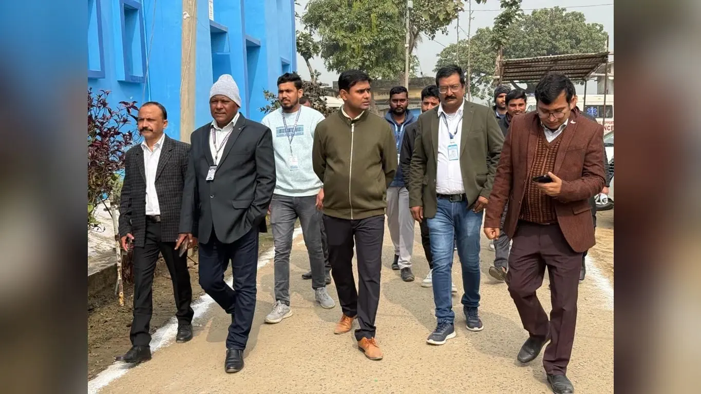 राज्य स्तरीय कायाकल्प टीम ने शंभुगंज सीएचसी का किया निरीक्षण