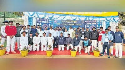 Cricket : चैतन्य वीर के नाबाद शतक से दुमका ने चतरा को हराया