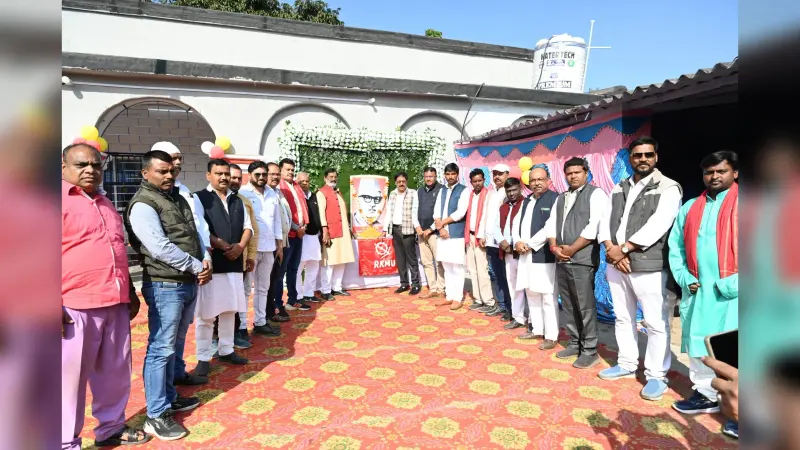 Bokaro News : मजदूरों की आवाज बने रहेंगे : राजेश