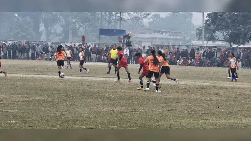 महिला फुटबॉल टूर्नामेंट के सेमीफाइनल में तुरकौलिया ने समस्तीपुर टीम को हराया