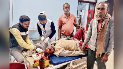 बाइक और स्कॉर्पियों के धक्के से पैदल जा रहे बुजुर्ग समेत दो लोग हुए घायल