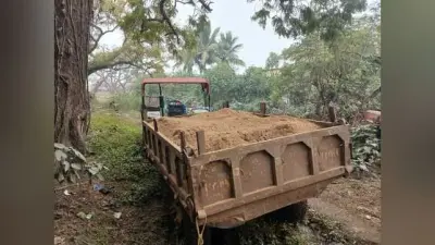 अवैध बालू लदे ट्रैक्टर को किया जब्त