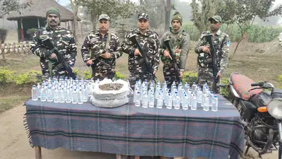 सवा तीन किलो गांजा व 120 बोतल शराब बरामद, बाइक जब्त, तस्कर फरार
