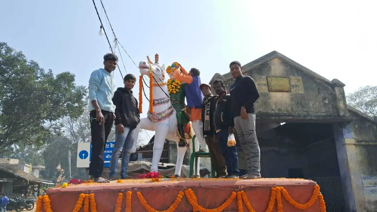 नेताजी के विचार युवाओं के लिए प्रेरणास्रोत : वीरेंद्र मंडल