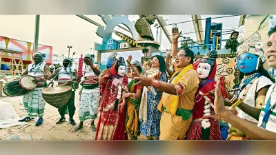 Saraikela News : गणतंत्र दिवस परेड में दिखेगी सरायकेला छऊ की झांकी