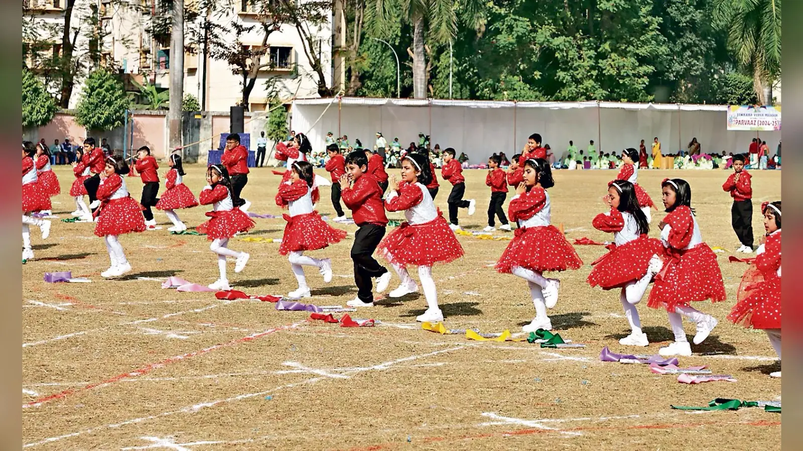 ranchi news : जेवीएम श्यामली में वार्षिक खेलकूद प्रतियोगिता, झारखंड के मुख्य न्यायाधीश ने कहा : सिर्फ डिग्री लेना ही शिक्षा नहीं है, समय प्रबंधन और अनुशासन का पालन जरूरी