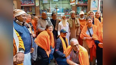 सिमरियाधाम पहुंचे विदेशी सैलानी, क्षेत्र भ्रमण कर हुए मंत्रमुग्ध