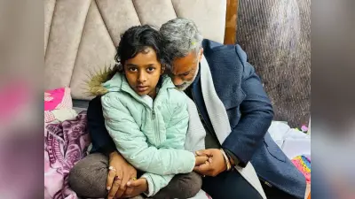 दिवगंत आर्यन की बेटी से मिल फूट-फूटकर रो पड़े सांसद