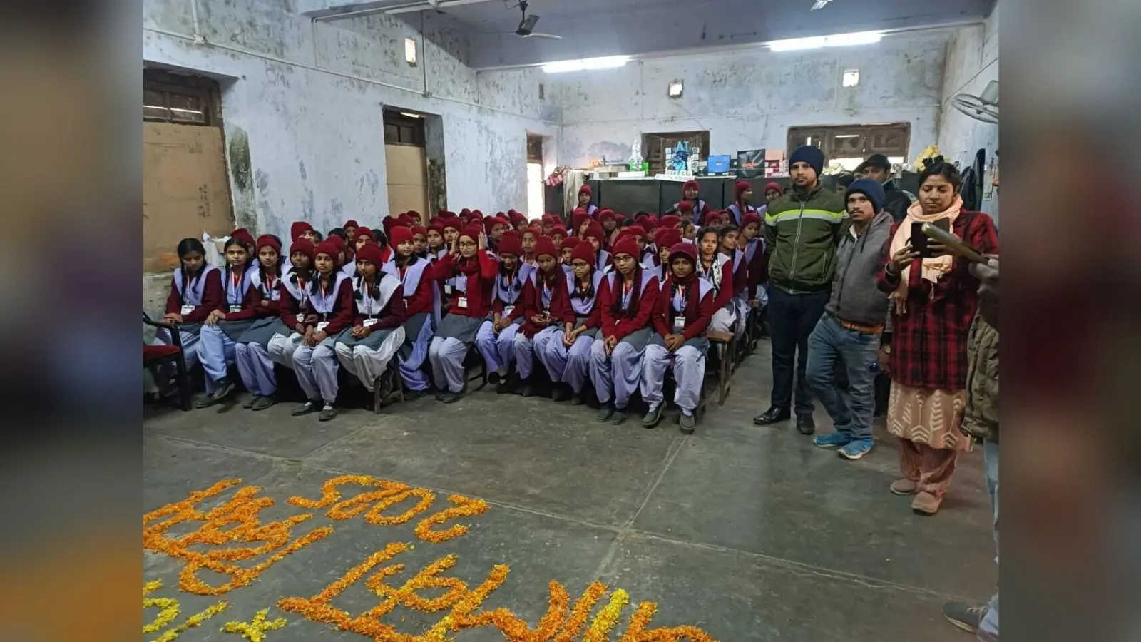 ओबीसी बालिका उच्च विद्यालय में हुआ जागरूकता कार्यक्रम