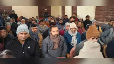 केवाईसी को लेकर एसडीओ ने डीलर के साथ की बैठक