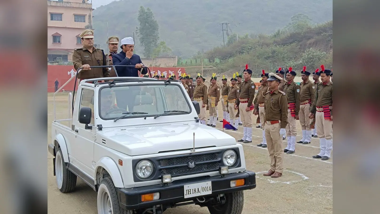 गणतंत्र दिवस से पूर्व फुल ड्रेस रिहर्सल का डीसी व एसपी ने किया निरीक्षण