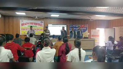 Aurangabad News : हमारा जीवन महत्वपूर्ण, ट्रैफिक नियमों का पालन अत्यंत आवश्यक : प्राचार्य