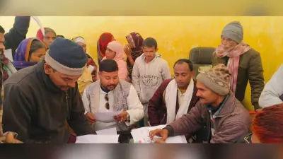 जॉब कार्ड बनाने को ले बौरना में लगाया गया शिविर