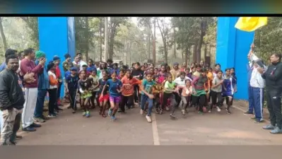 Chaibasa News : पांडू व शिलबिना बने क्रॉस कंट्री के बेस्ट एथलीट