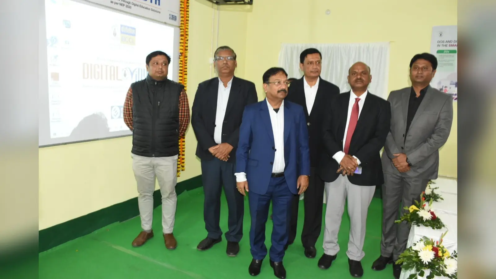 Dhanbad News: धनबाद के 79 सरकारी स्कूलों में स्मार्ट कक्षाओं व आइसीटी लैब का उद्घाटन