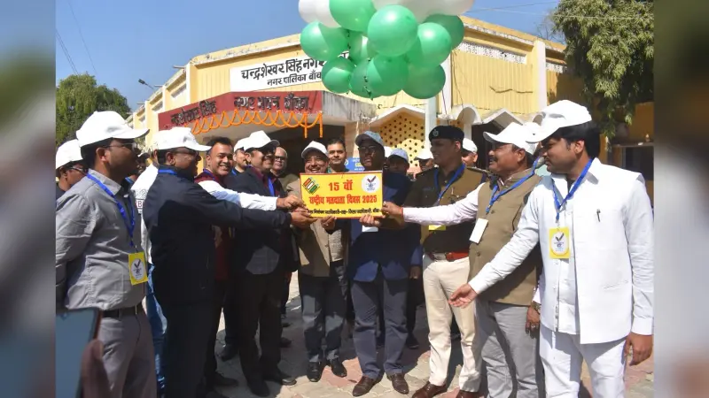 मतदान का अधिकार हम लोगों को रखता है एकजुट : अपर समाहर्ता