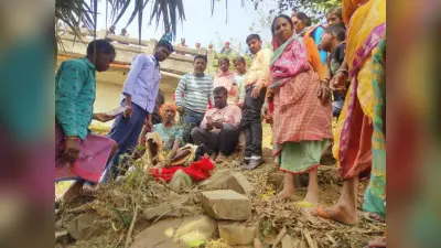 पुल के नीचे मिली अज्ञात नवजात बच्ची, जिंदगी व मौत से लड़ रही जंग