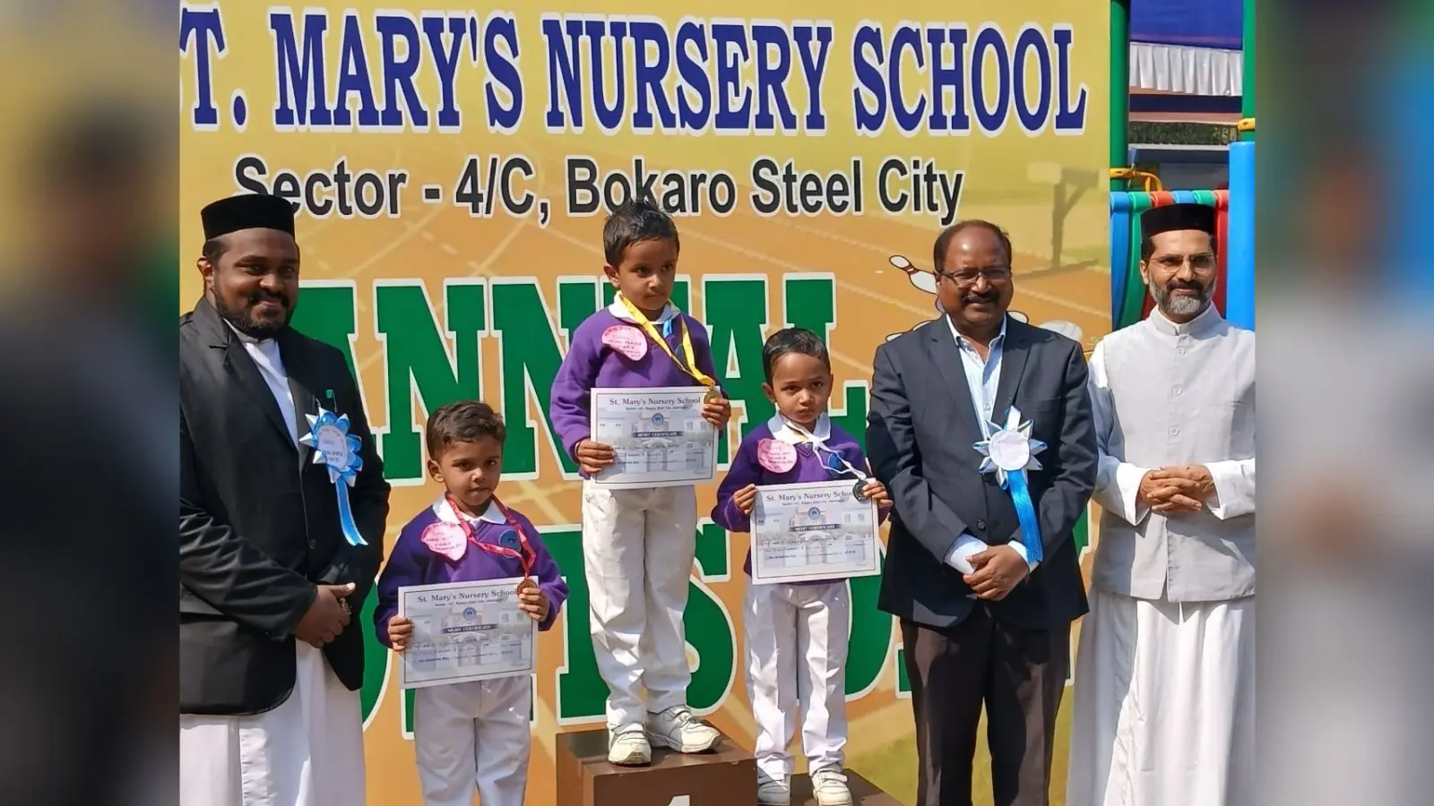 Bokaro News : विद्यार्थियों के स्वस्थ रखने में खेलकूद सहायक : अरुण मिंज