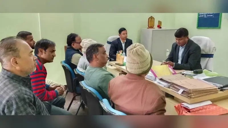 Giridih News: जाम की समस्या निदान को ले एसडीएम से मिला व्यापार संघ