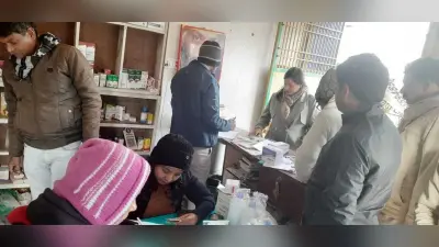 Darbhanga News : बिना लाइसेंस के चल रही दवा दुकान में छापा, दवा जब्त