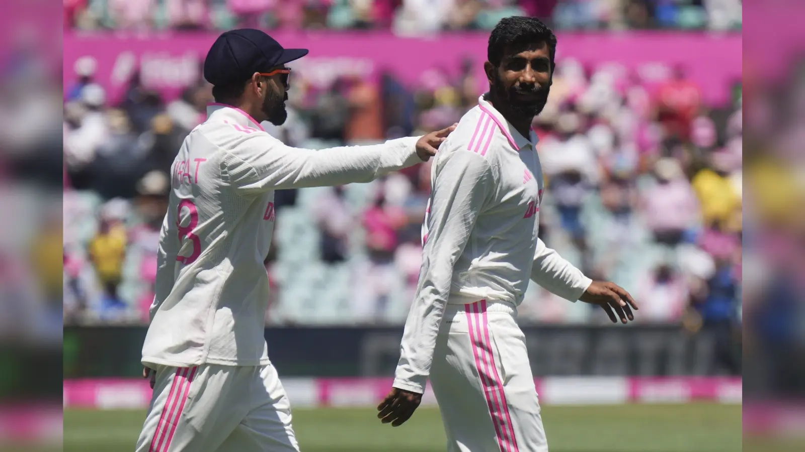 ऑस्ट्रेलियाई फैंस ने जसप्रीत बुमराह पर लगाया बॉल टैंपरिंग का आरोप, अश्विन ने बचाव में कही यह बात