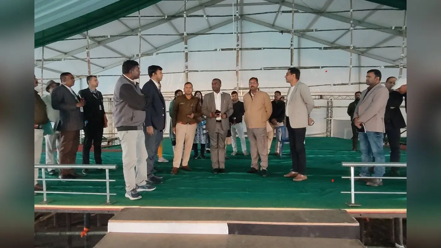 मंईयां सम्मान योजना समारोह में अपनी कला का प्रदर्शन करेंगे कलाकार, रांची डीसी ने अफसरों को दिए ये निर्देश